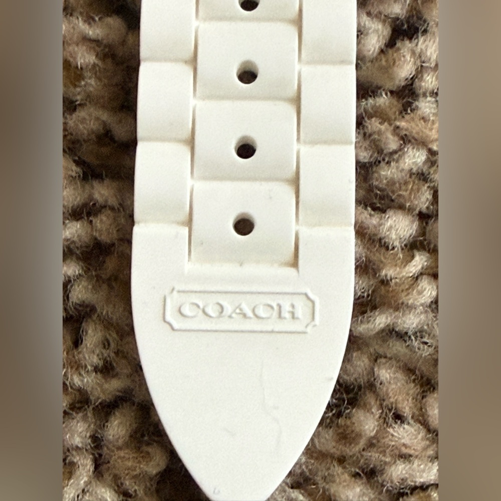 Coach White Signature Watch | Stainless Steel | Needs New Battery - Picture 3 of 14